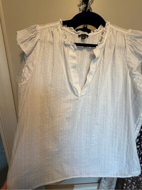 Ann Taylor White Ruffle-Trim V-Neck Flutter Sleeve Top